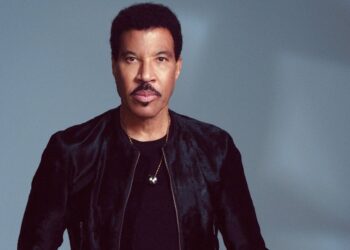 Lionel Richie anunță turneul „Say Hello To The Hits” 2025 în Marea Britanie și Irlanda