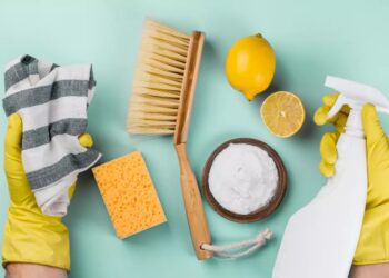 Mii de produse de curățenie conțin substanțe legate de probleme de sănătate