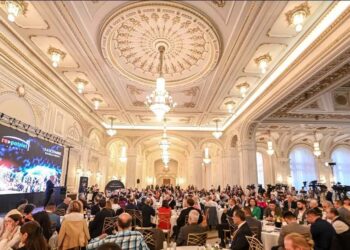 Repatriot aduce românii mai aproape de oportunitățile din România