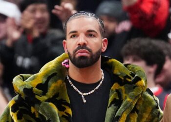 Drake acuză Universal Music Group și Spotify că au stimulat „ilegal” fluxurile „Not Like Us” ale lui Kendrick Lamar într-un nou dosar juridic