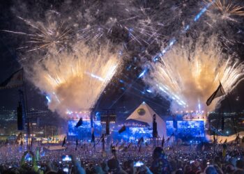 Glastonbury 2025 va folosi sistemul de așteptare pentru a cumpăra bilete pentru prima dată