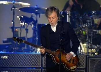 Paul McCartney spune că legea privind drepturile de autor AI propuse va smulge artiștii