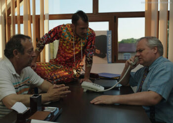 "Țăndări" – O comedie despre fotbal, politică și visuri rurale