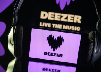 10.000 de piese generate de AI sunt încărcate în Deezer în fiecare zi