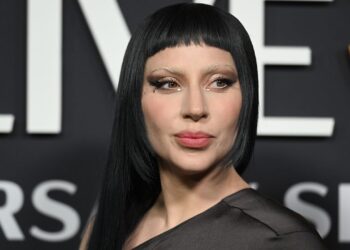 Lady Gaga a anunțat ca gazdă de sâmbătă în direct și invitată muzicală