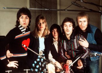 Paul McCartney anunță New Book Wings: The Story of a Band on the Run