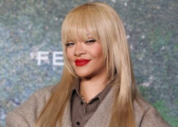 Rihanna spune că „Anti” este singurul album al ei pe care îl poate asculta „With No Shame”