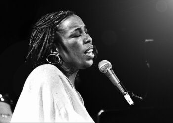 Roberta Flack moare la 88 de ani