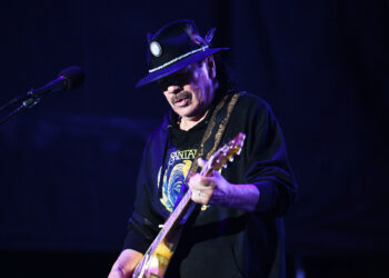 Carlos Santana postpones arată „dintr -o abundență de prudență” după urgență medicală