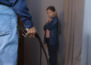 Castrarea chimică a infractorilor sexuali în Marea Britanie: etică, legalitate și implicații