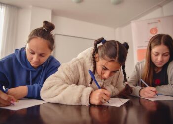 Rezultate peste media națională la Bac pentru elevii din mediul rural sprijiniți de World Vision