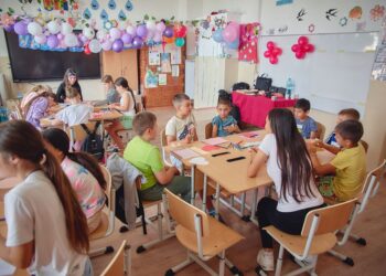 Peste 1.800 de Copii din România Beneficiază de Școli de Vară și Tabere Montane World Vision
