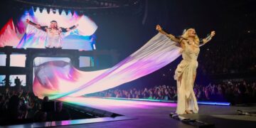 A Critical Celebration of the Tour