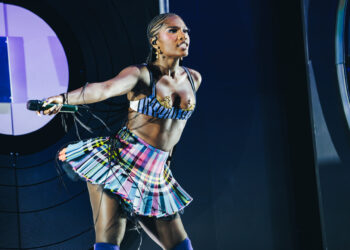 Doechii anunță primul turneu în timpul performanței Lollapalooza