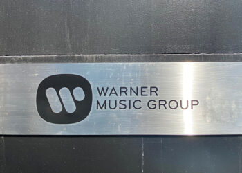 Warner Music Group WMG