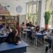 55 de elevi din mediul rural, sprijiniți să nu abandoneze liceul
