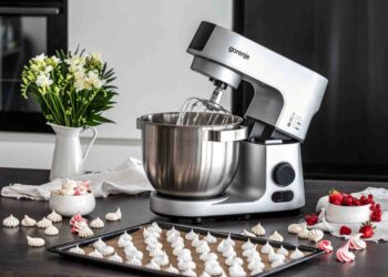 ce să știi despre roboți de bucătărie, mixere și blendere înainte să cumperi